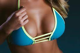 What to Expect During Your Breast Implant Consultation in Miami